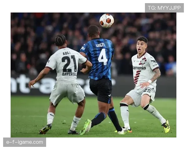 格里马尔多助勒沃库森首夺历史性冠军，状态回暖成球队关键先生