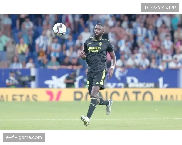 西甲夏季引援观察：豪门战略调整与新星崛起成焦点