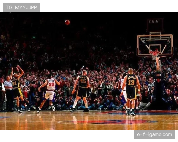 哈达威无球跑动制造错位，改变对手防守布局